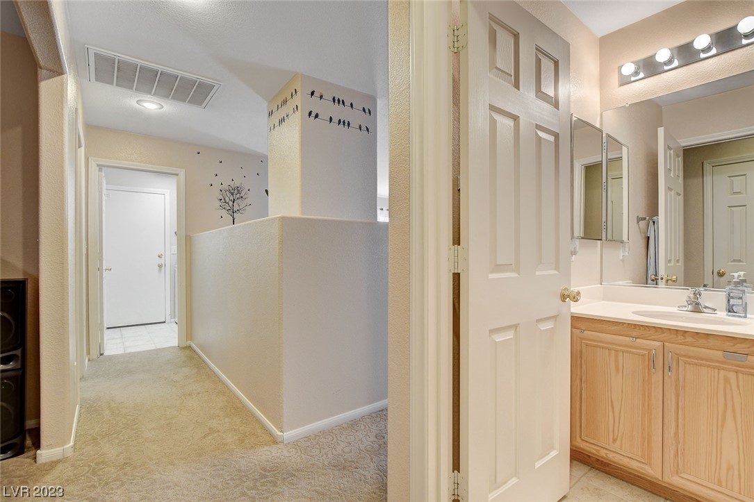 4306 Robins Ridge Drive