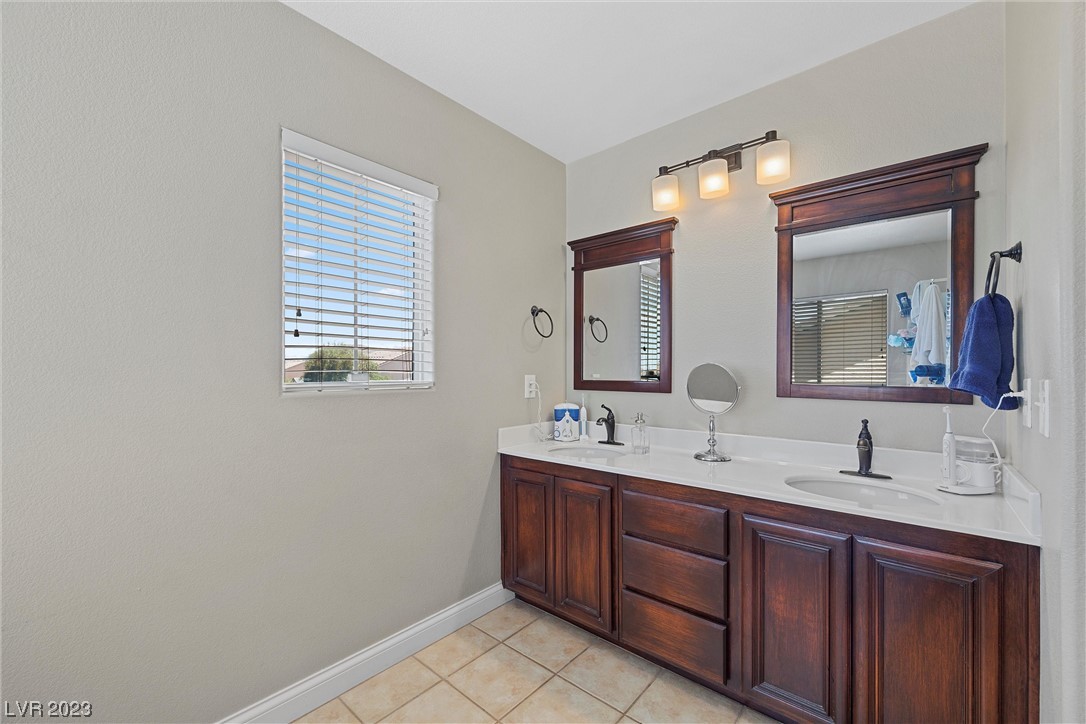 10452 Britton Hill Avenue