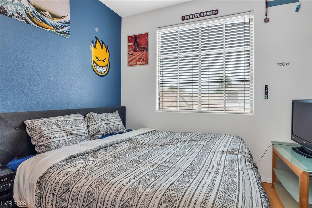 7568 Splashing Rock Drive