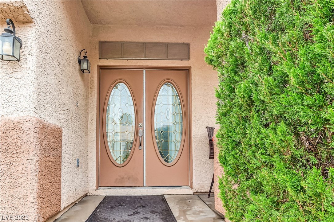 7568 Splashing Rock Drive