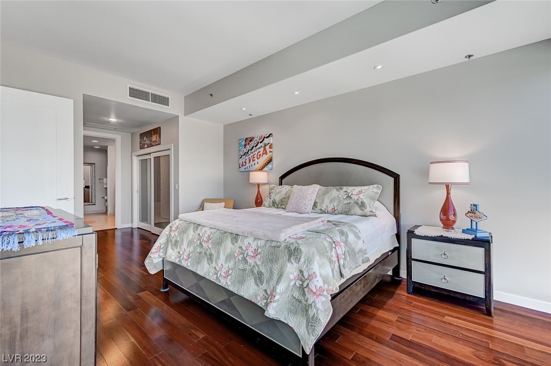 4575 Dean Martin Drive 2107