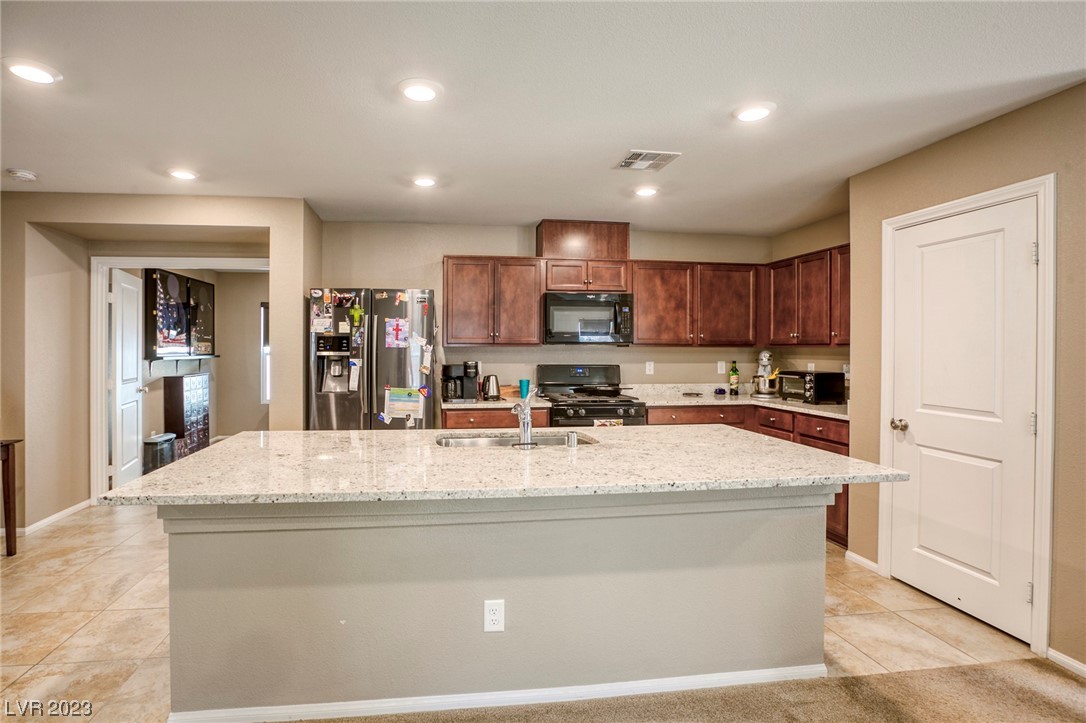 7204 Piute Mesa Street