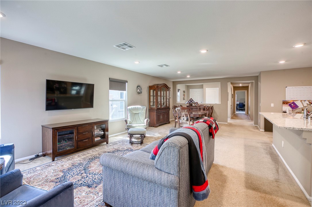 7204 Piute Mesa Street