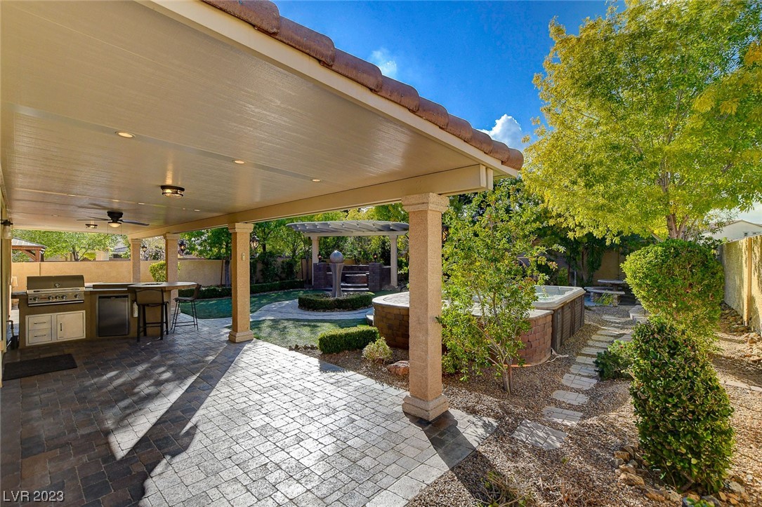 7165 Cardinal Walk Lane