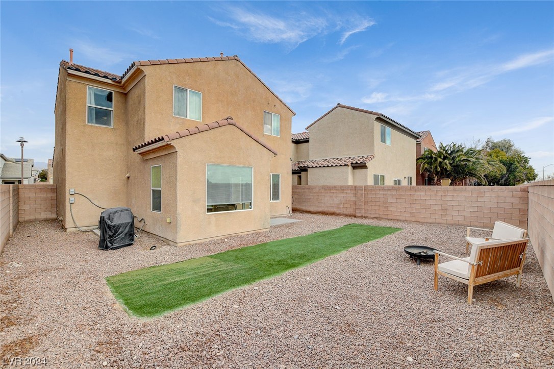 7121 Mercurio Avenue