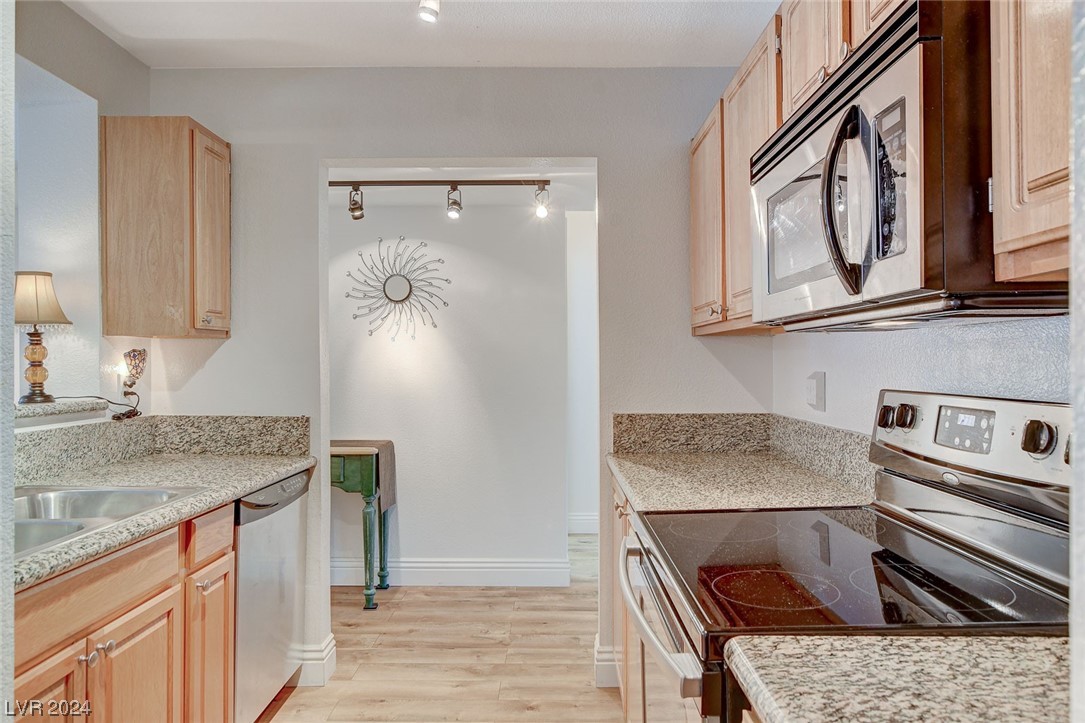 5055 West Hacienda Avenue 1165