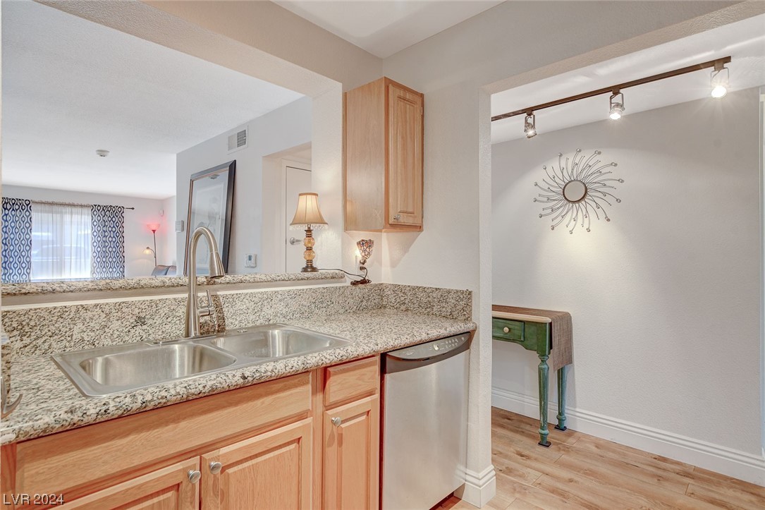 5055 West Hacienda Avenue 1165