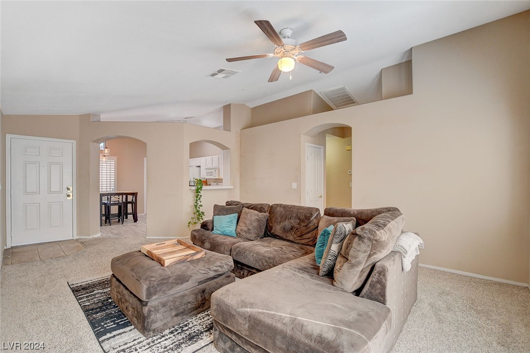 7833 Quill Gordon Avenue