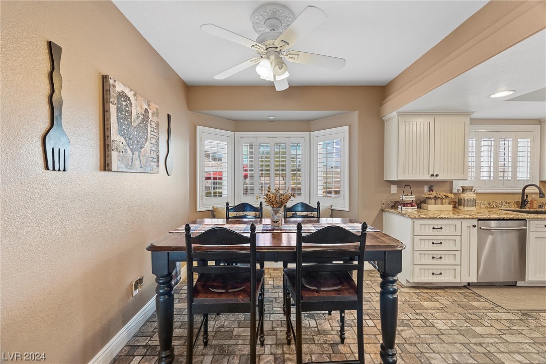 5585 Egan Crest Drive