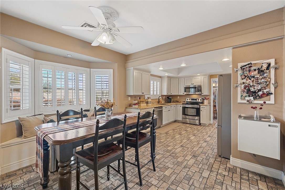 5585 Egan Crest Drive