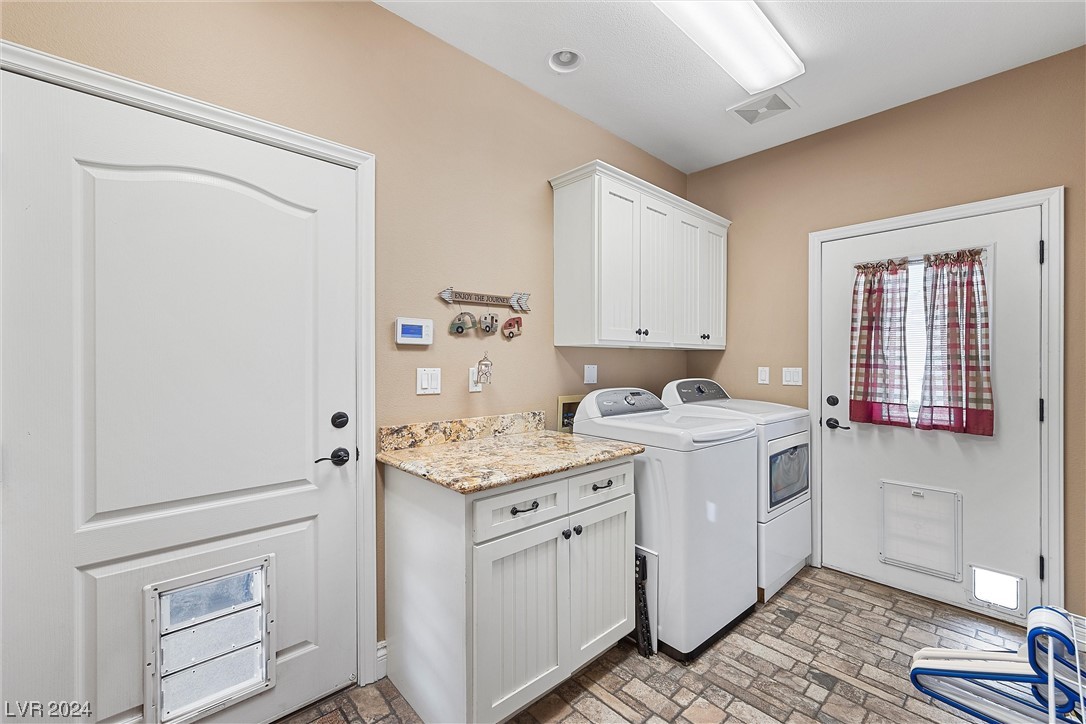 5585 Egan Crest Drive