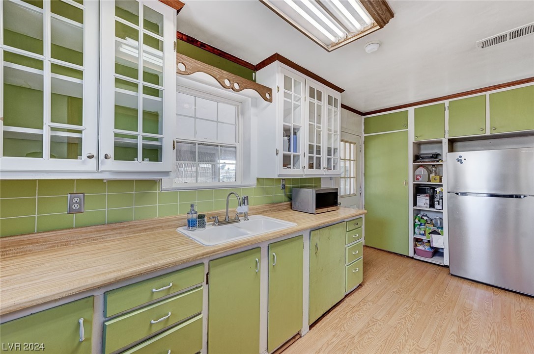 2040 North Moapa Valley Boulevard