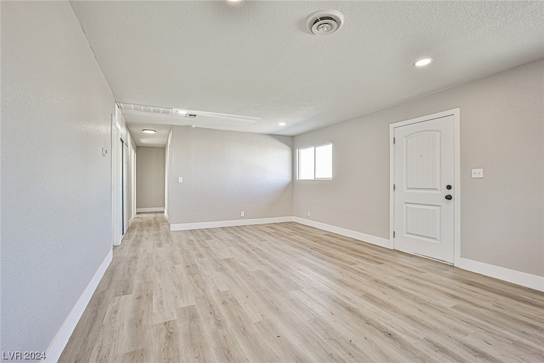 174 Fullerton Avenue