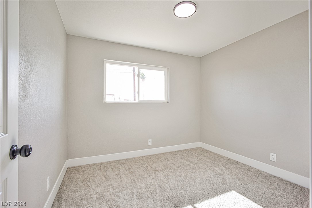 174 Fullerton Avenue