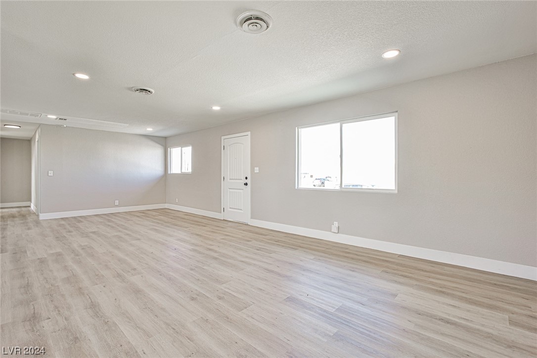 174 Fullerton Avenue