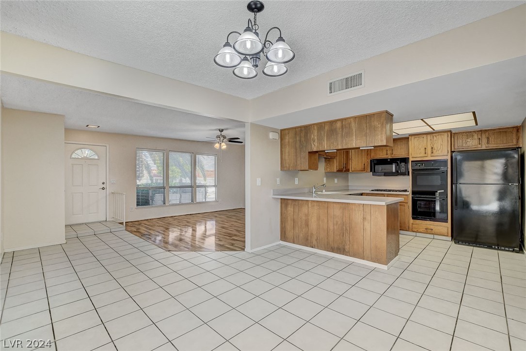 3753 Heritage Avenue