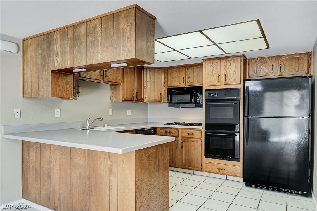 3753 Heritage Avenue