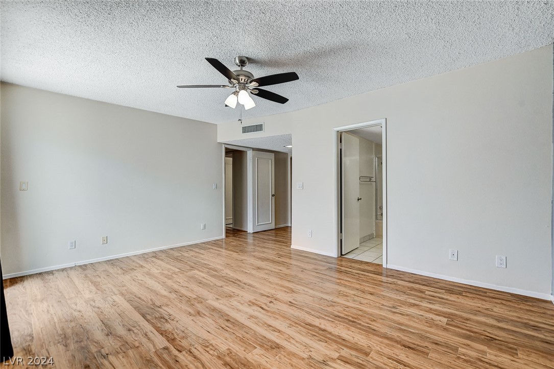 3753 Heritage Avenue