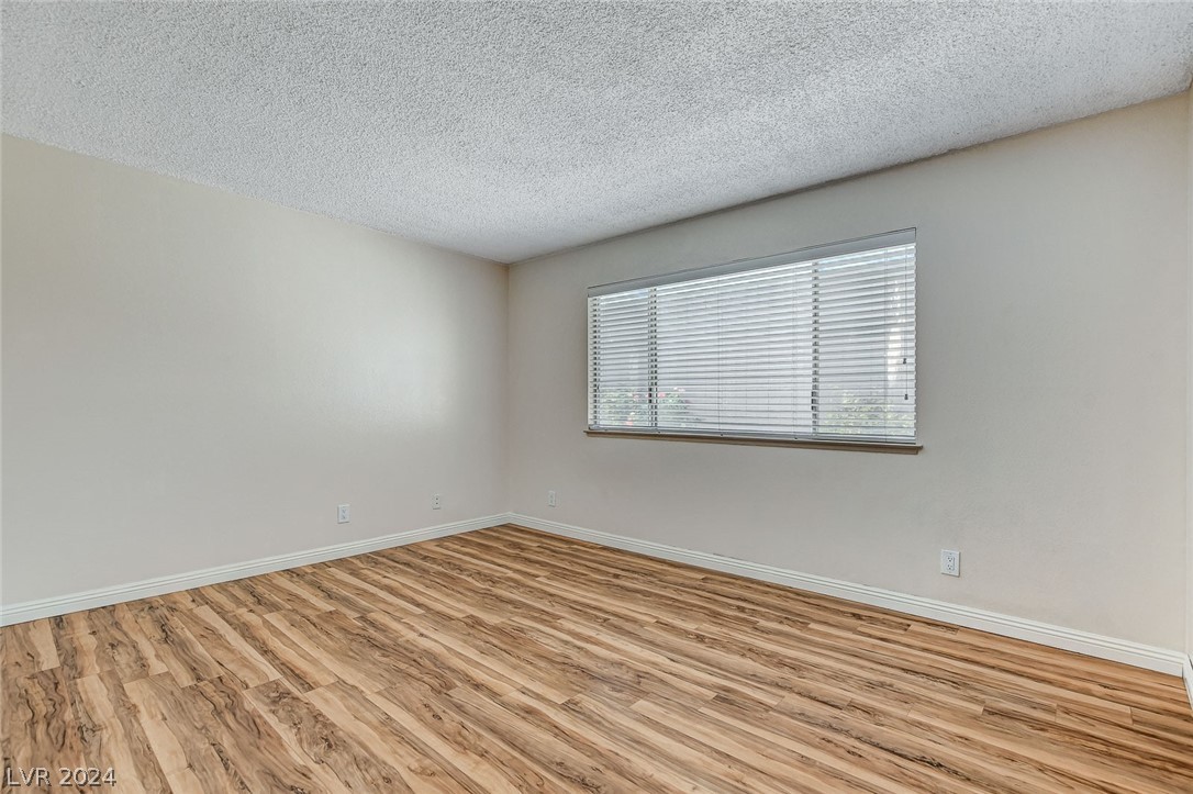 3753 Heritage Avenue