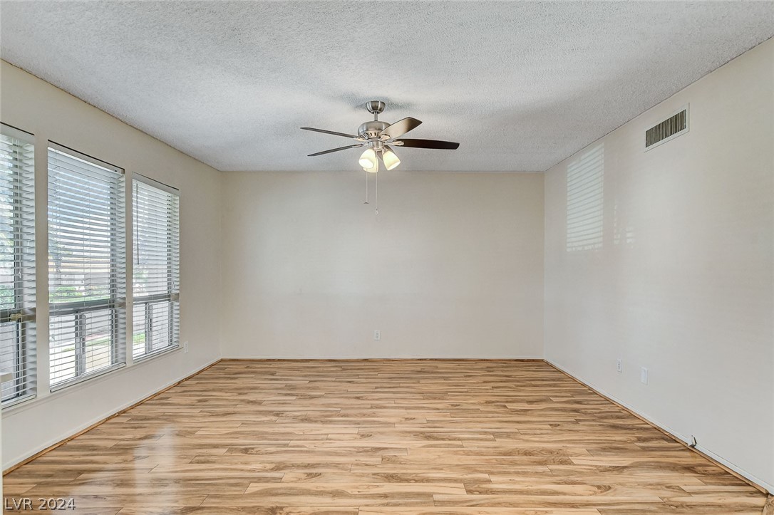 3753 Heritage Avenue