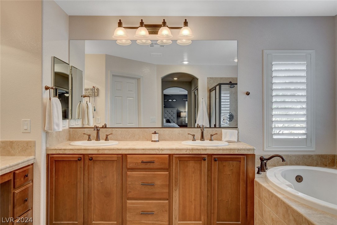 7929 Red Rock Ridge Avenue