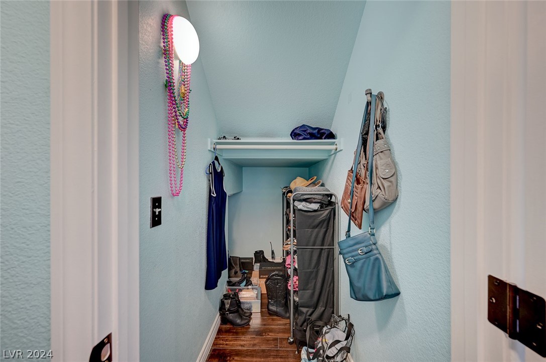 7647 Crystal Village Lane