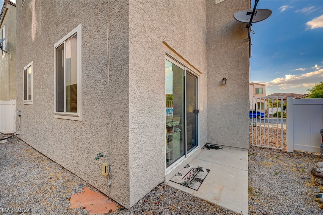 7647 Crystal Village Lane