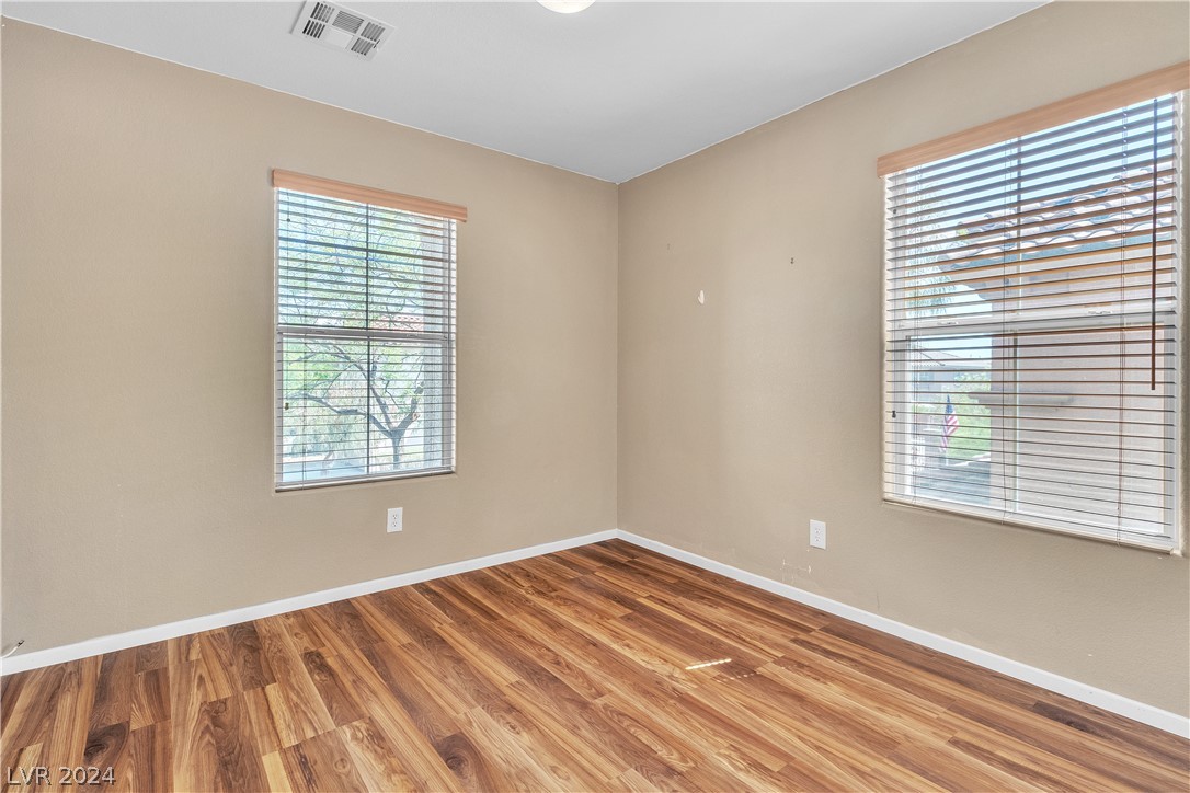 9219 Weeping Water Avenue