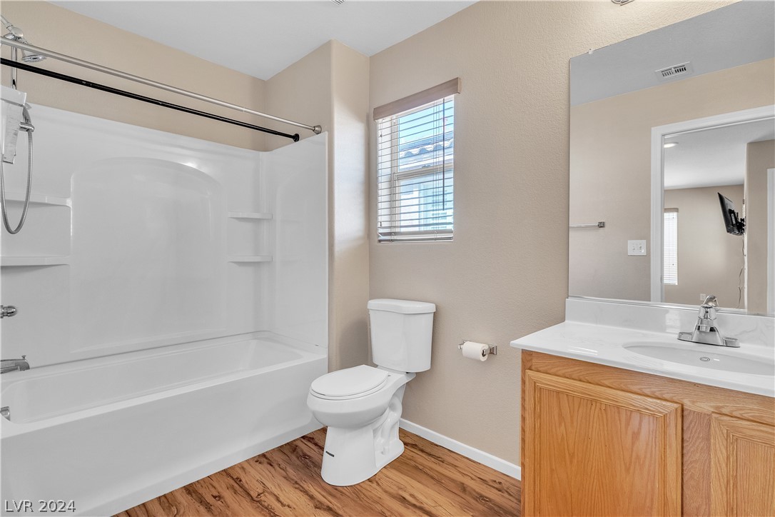 9219 Weeping Water Avenue