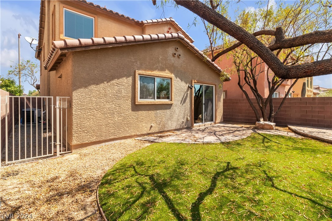 9219 Weeping Water Avenue