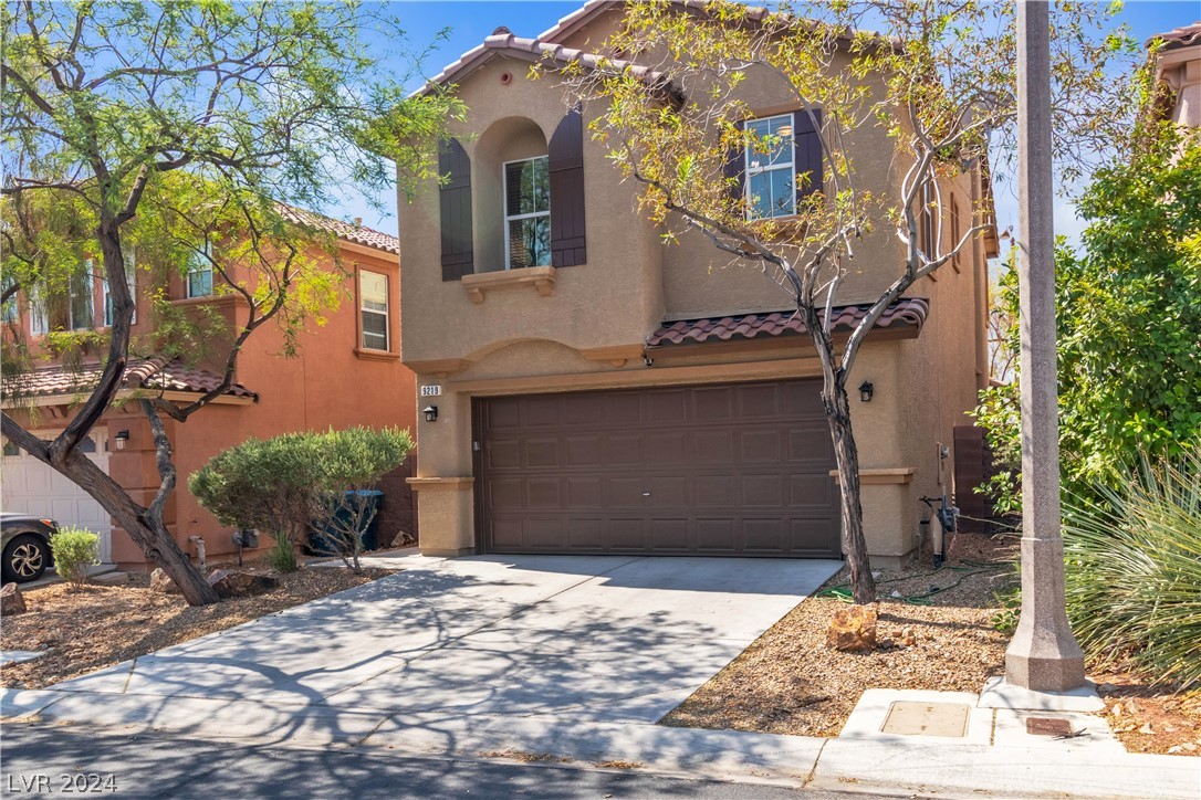 9219 Weeping Water Avenue