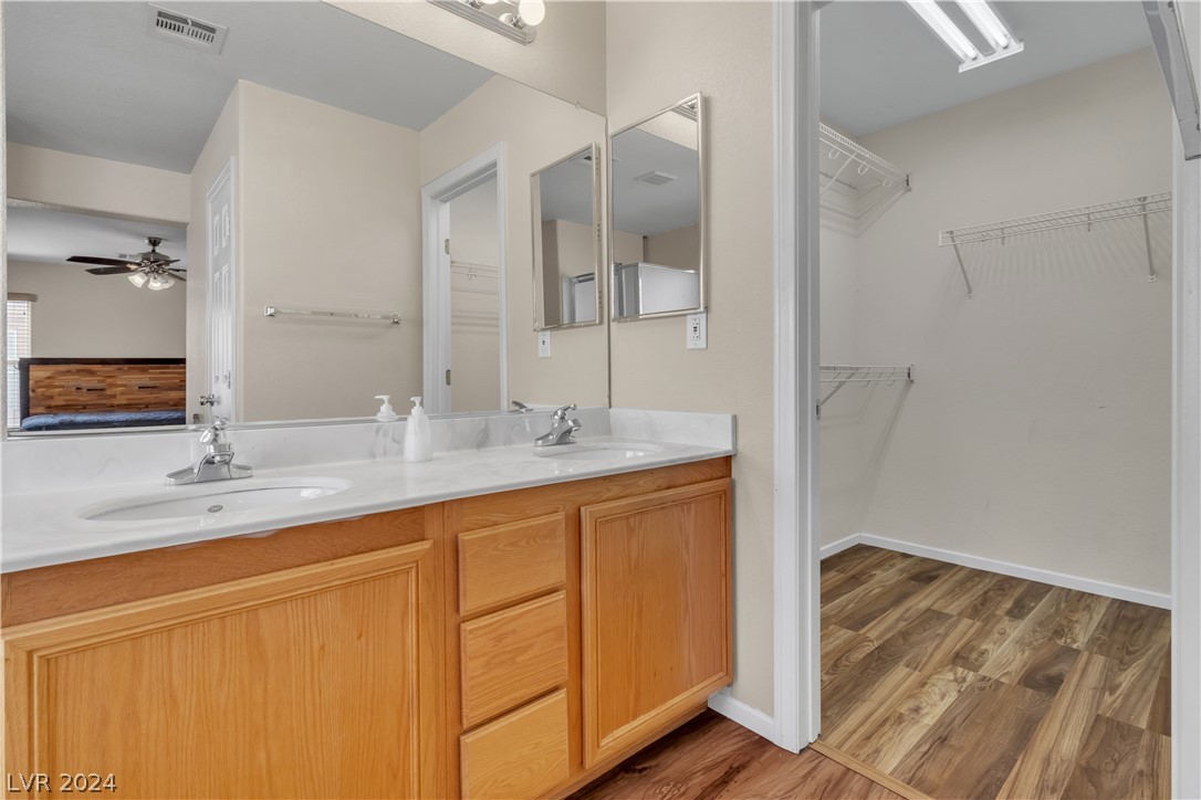 9219 Weeping Water Avenue