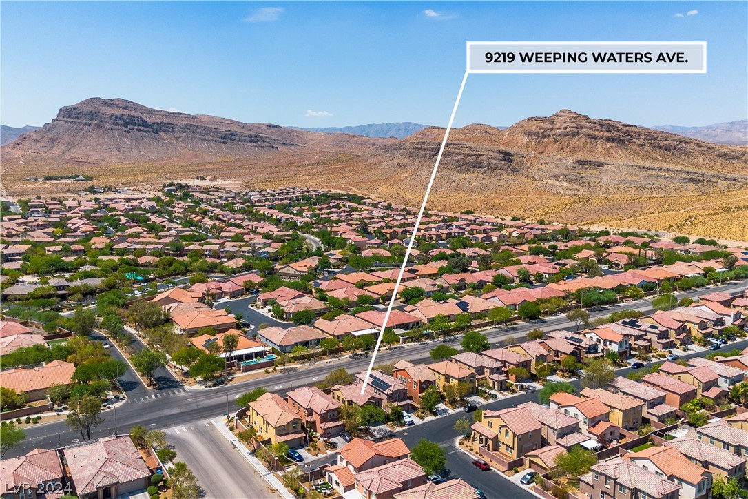 9219 Weeping Water Avenue