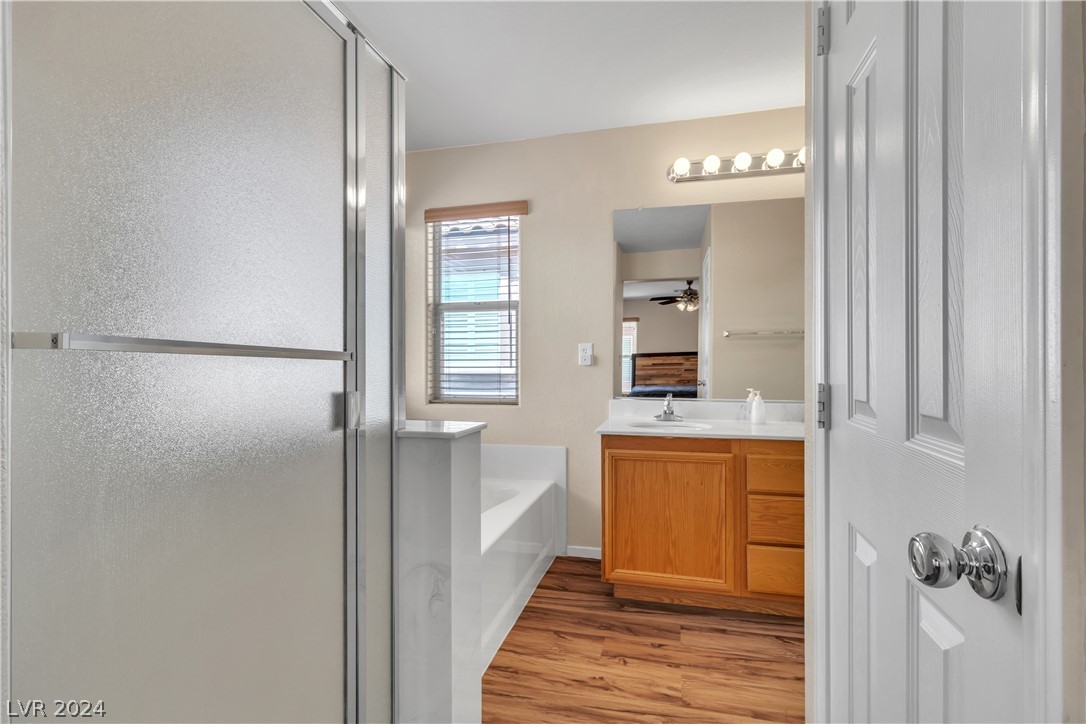 9219 Weeping Water Avenue