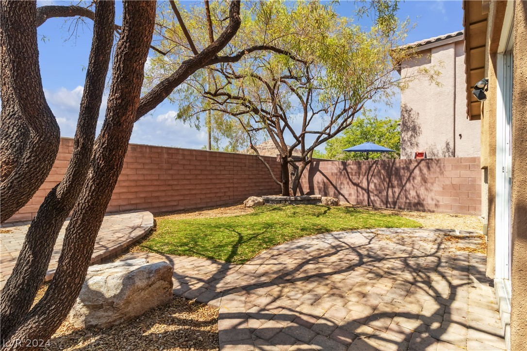 9219 Weeping Water Avenue