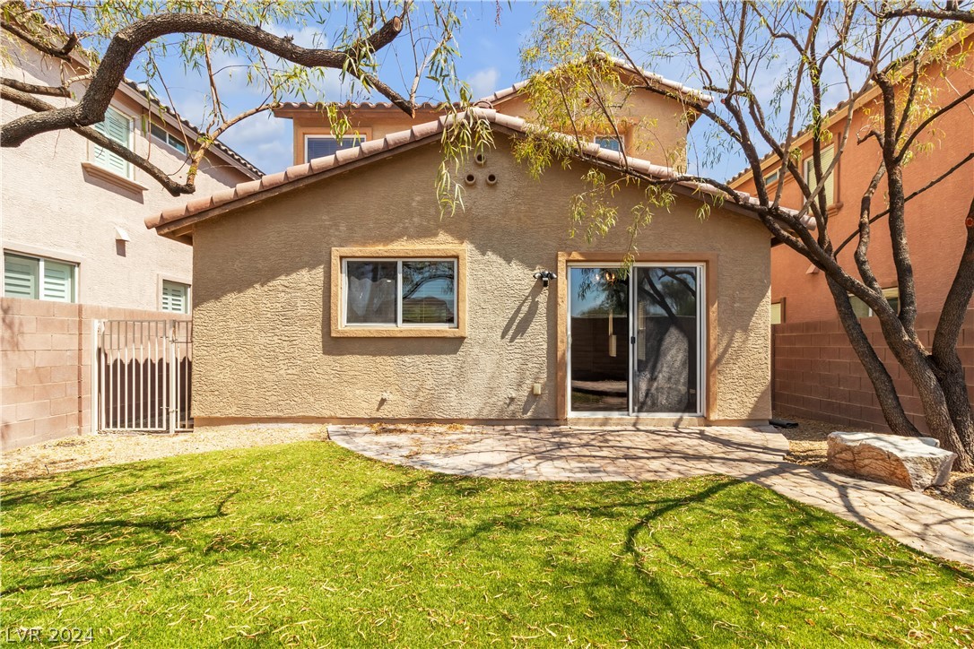 9219 Weeping Water Avenue