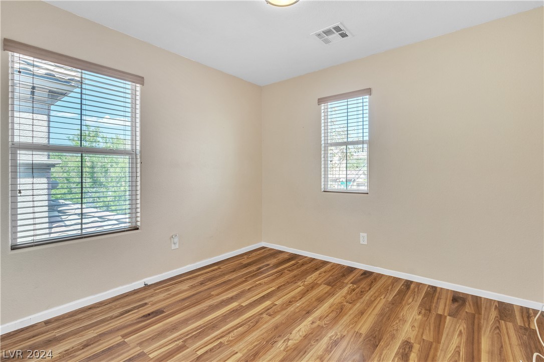 9219 Weeping Water Avenue