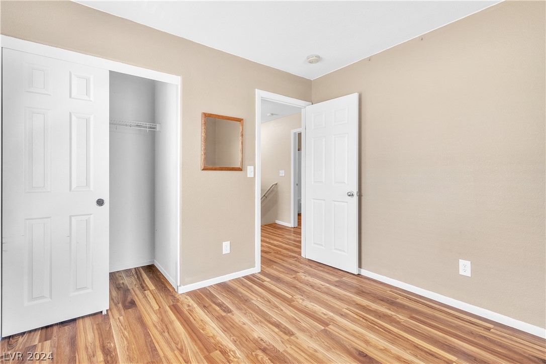 9219 Weeping Water Avenue