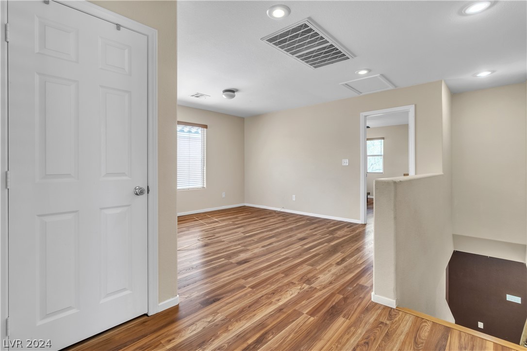 9219 Weeping Water Avenue