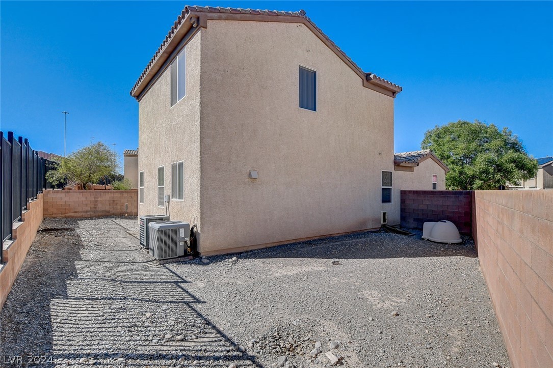 7443 Crooked Branch Street