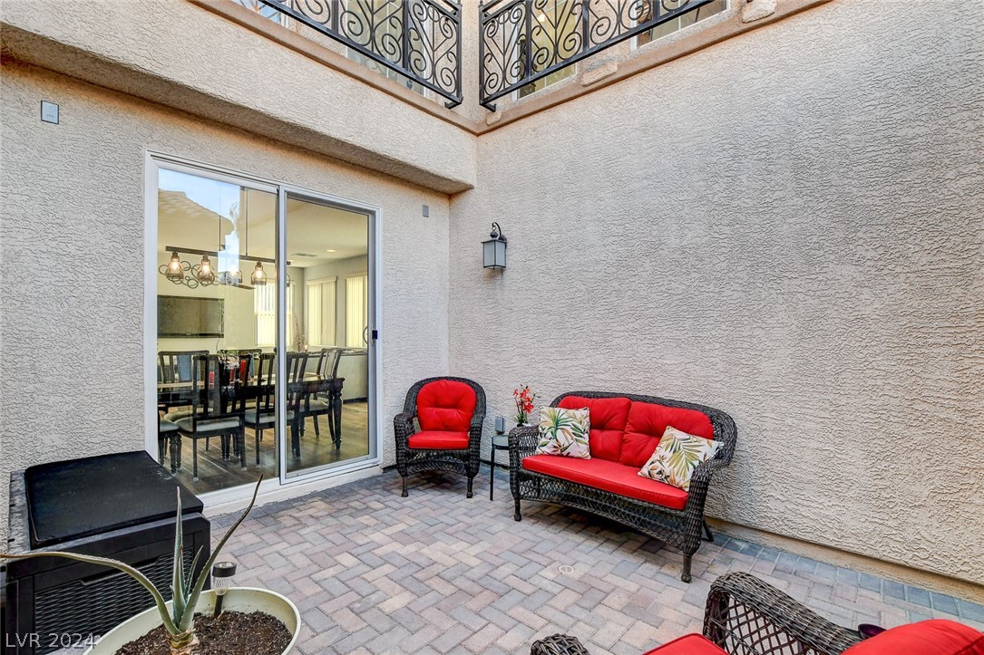 7443 Crooked Branch Street