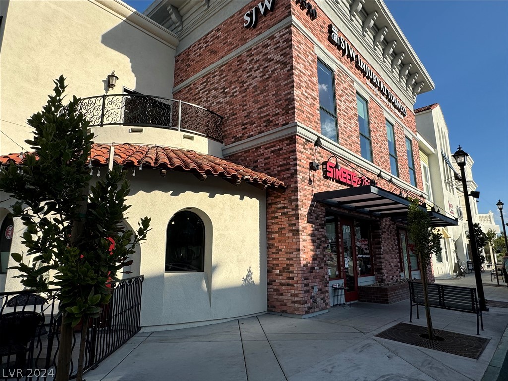 7443 Crooked Branch Street