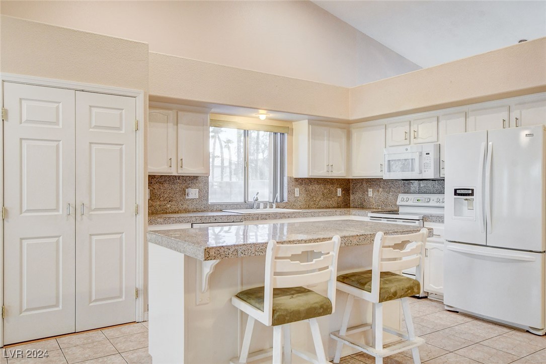 3692 Chicopee Street