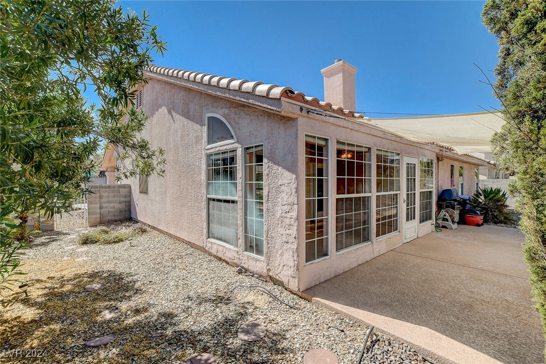 3692 Chicopee Street