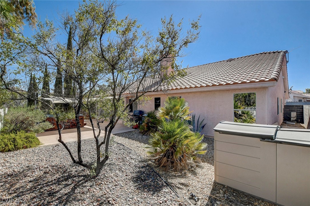 3692 Chicopee Street