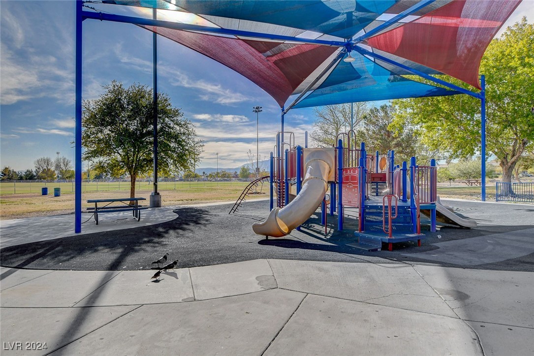 3692 Chicopee Street