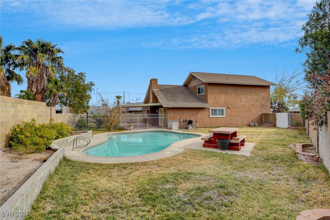 7604 Charles Conrad Circle