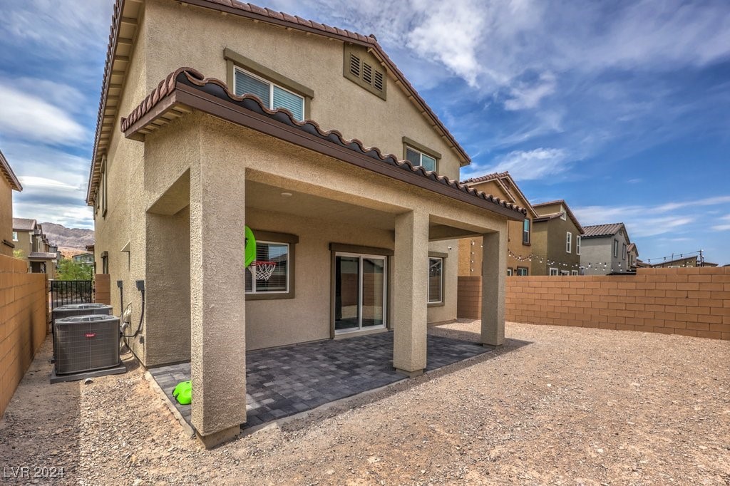 7144 Woodrow Ranch Street