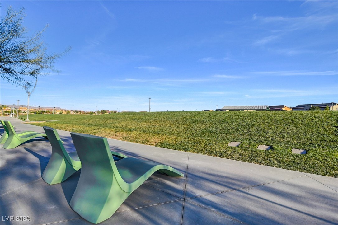 7828 Stone Forest Street