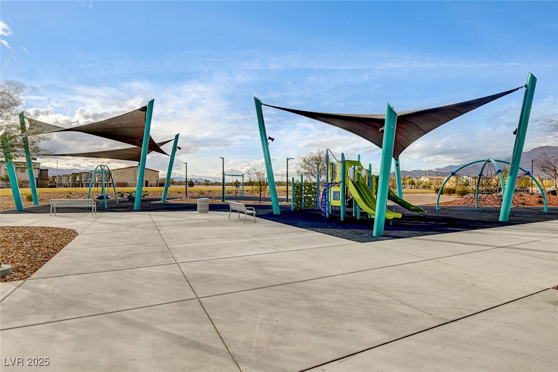 7828 Stone Forest Street